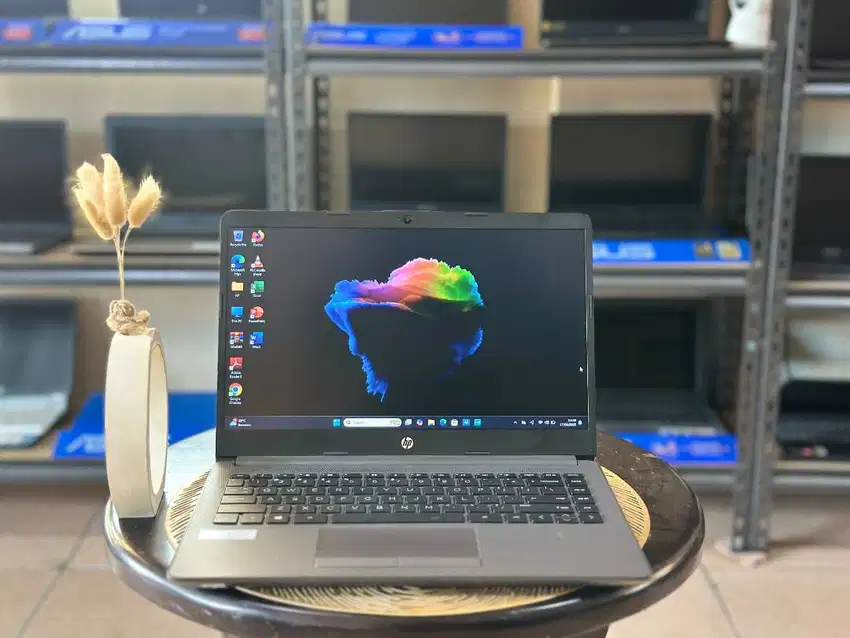 PROMO HP 245 G8 AMD RYZEN 5-5500U/SSD512GB/RAM8GB/VGA AMD 2GB