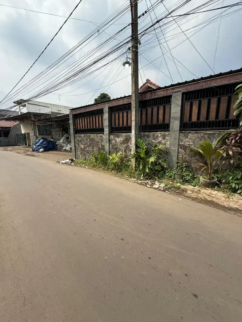Di jual rumah tinggal