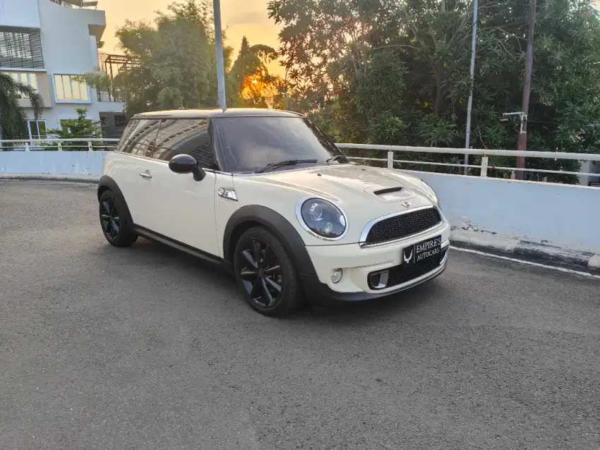 23 ribu MINI COOPER S TURBO Facelift Harmon kardon full spek terawat