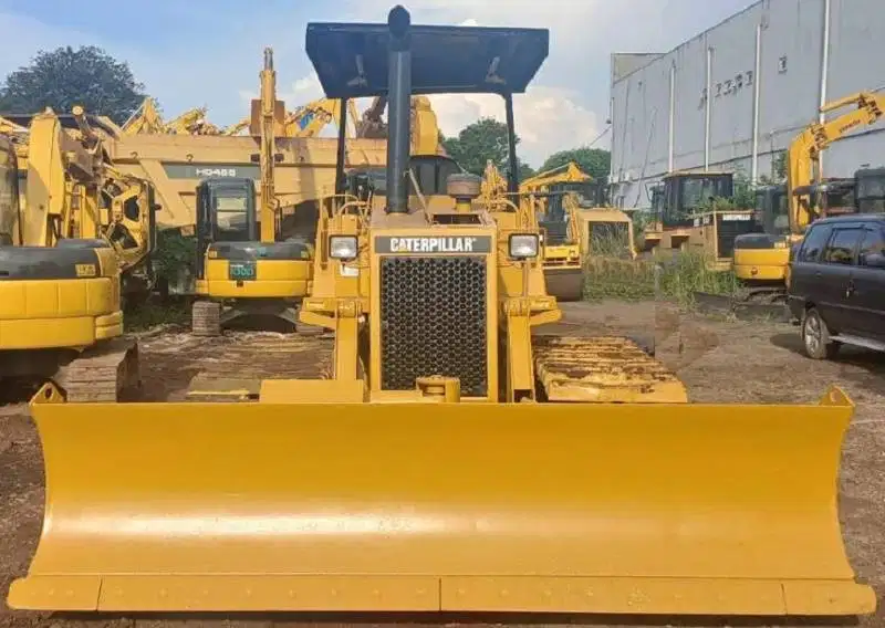 Dijual Bulldozer Caterpillar model D3C-2 Ex. Import Tahun 2024