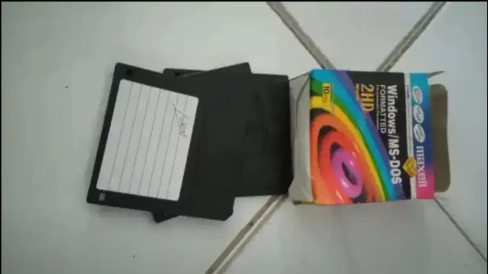 Disket floopy untuk komputer