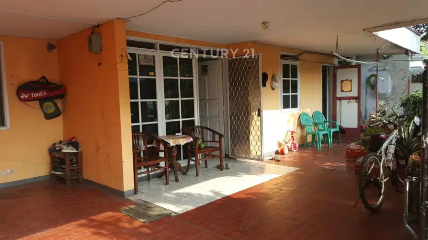 Rumah Tinggal 2 Lantai Di Perum Pulogebang Permai S8477