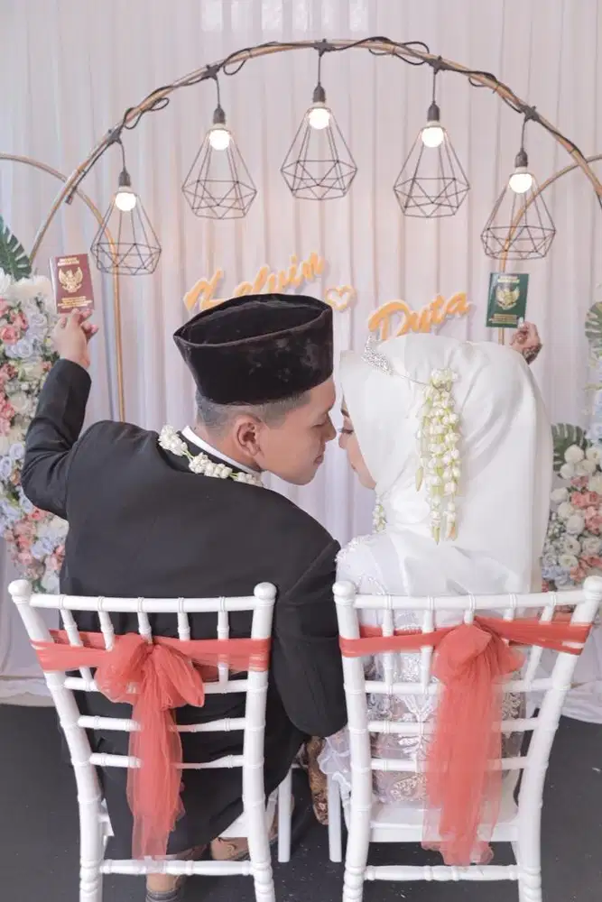 Jasa Foto Wisuda Dokumentasi Prewedding Akad dll