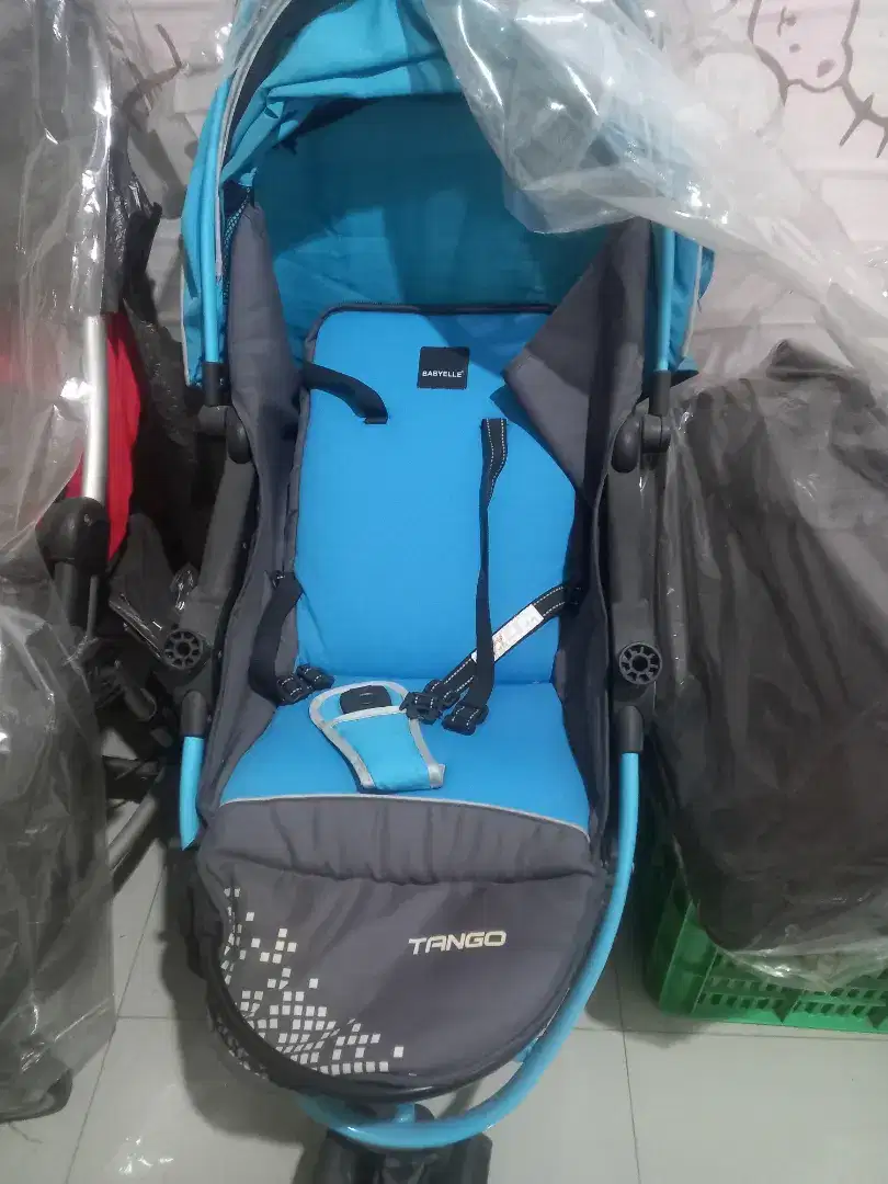 Stroller anak warna biru