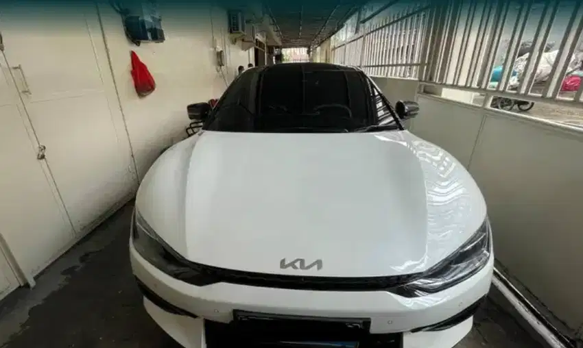 FOR SALE! KIA EV6 2022 – Mobil Listrik Futuristik