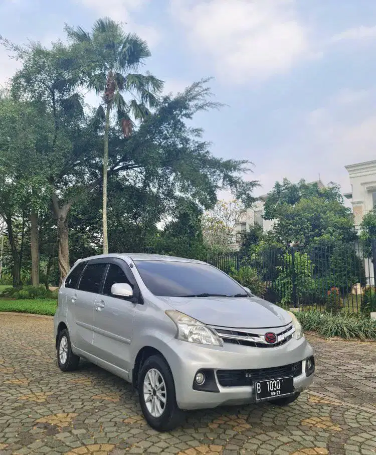Xenia R Deluxe 2012 manual B genap km 130rb pjk agustus 2025
