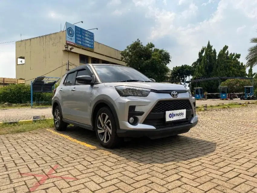 TDP 10JT Toyota Raize 1.0 G One Tone Bensin-AT Silver 2021