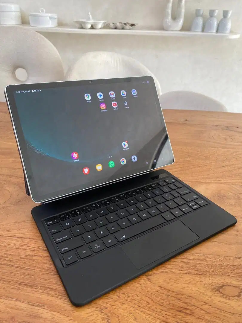Samsung Galaxy Tab S9 FE 5G 6/128Gb like new