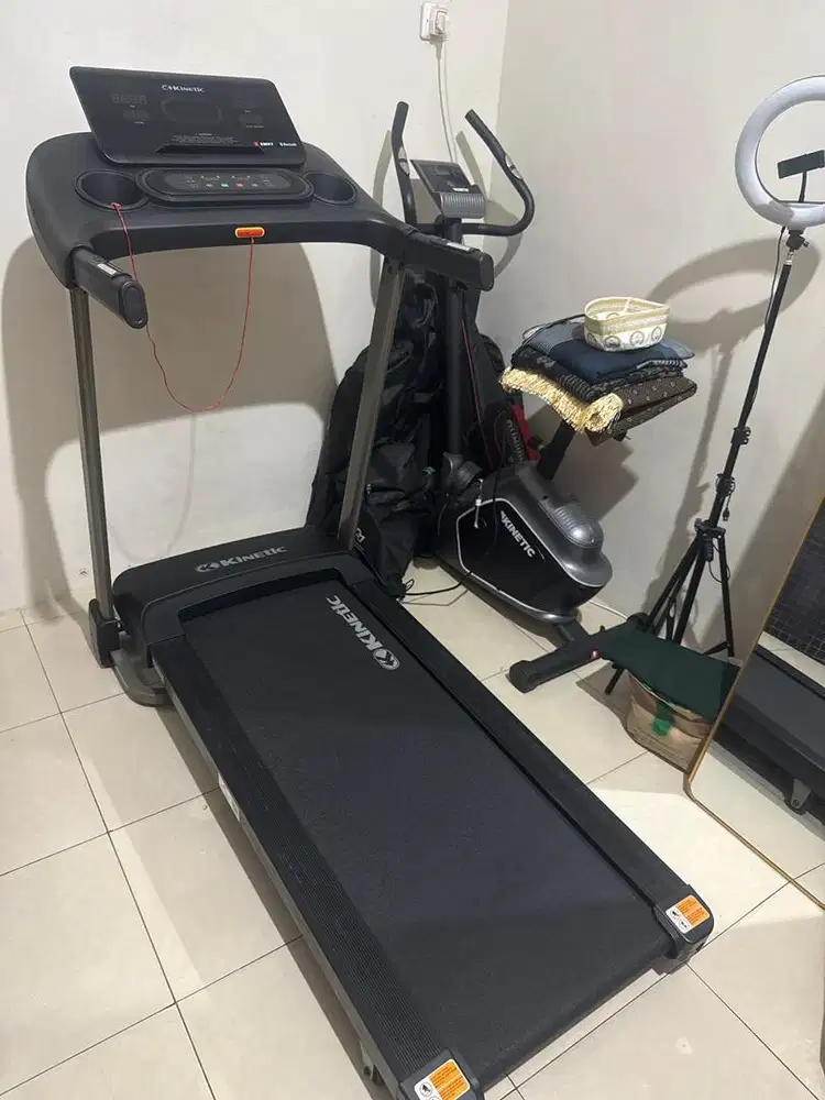 TREADMILL KINETIC MOTORIZED SMART 1.25 Hp 12 p