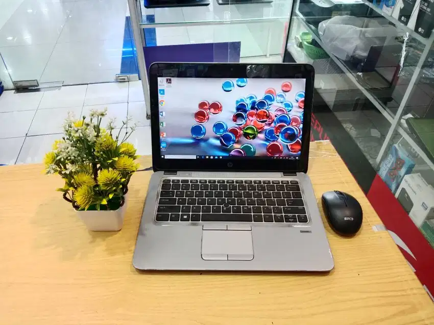 DIJUAL LAPTOP HP 820-G4 TOUCHSCREEN