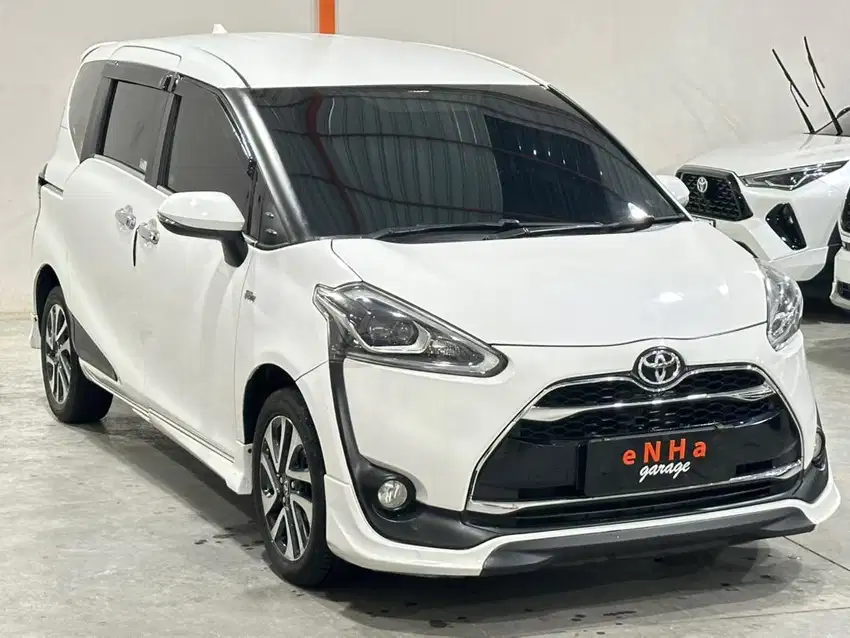 Dp 7 jt.. Toyota Sienta Q 1.5 A/T 2016.. eNHa garage Semarang..