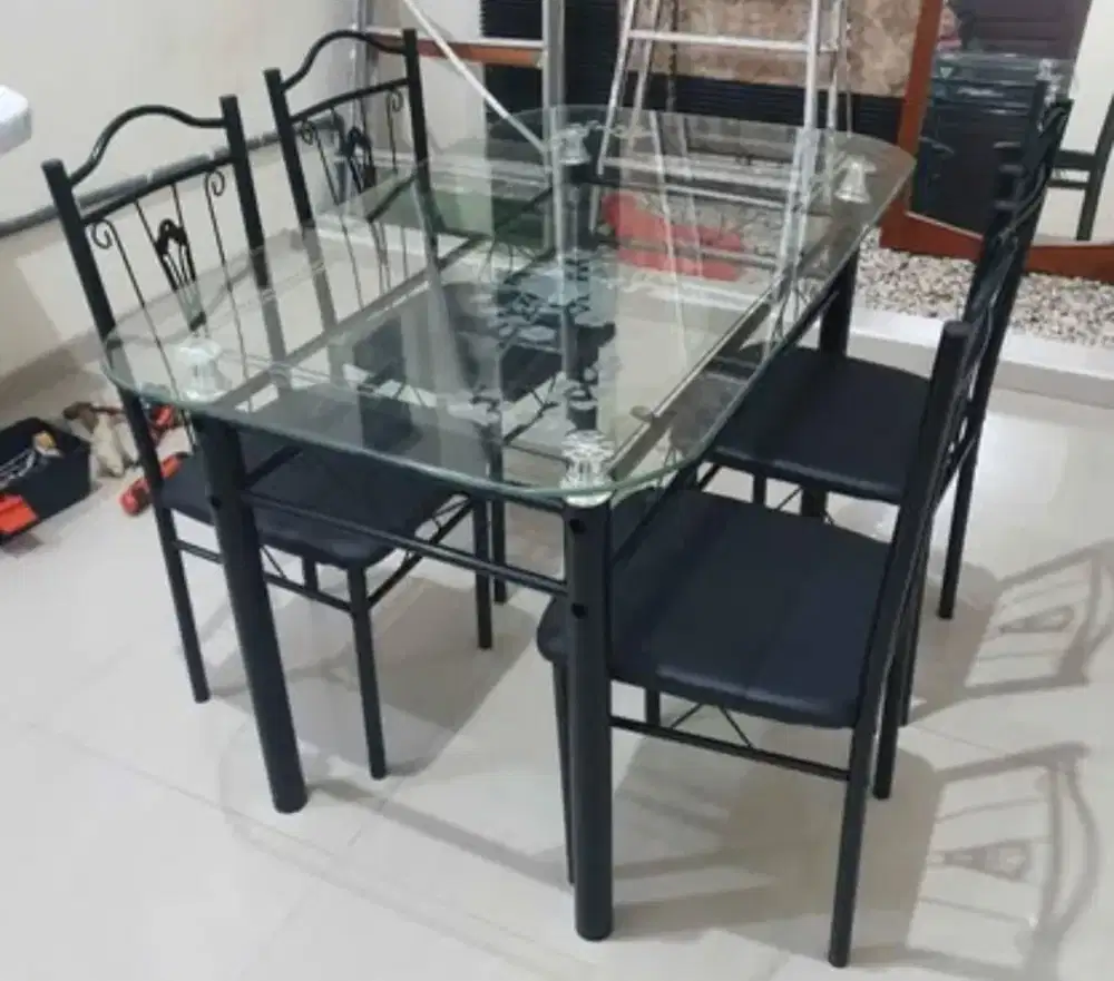 Meja + Kursi Makan Importa DS Elvina 4K