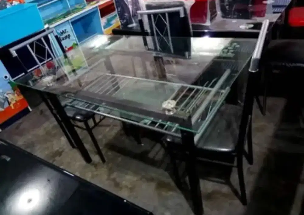 Meja + Kursi Makan Importa A16-B16