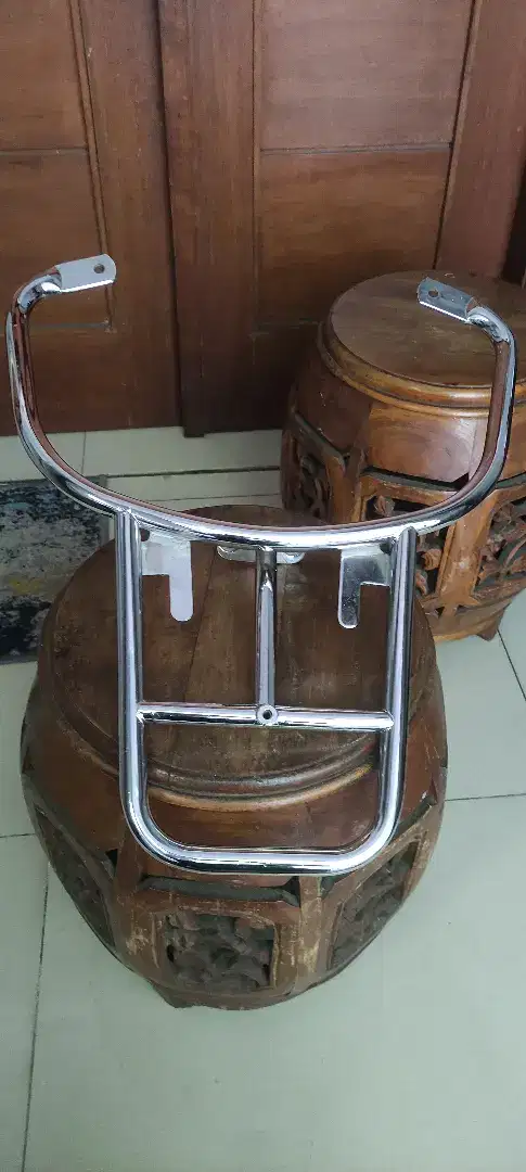 Support box vespa Lx Lxv S