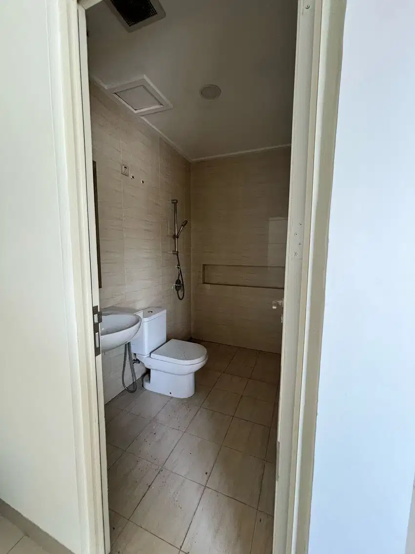 Di jual Rumah di Residance One cluster Ruby Tangerang