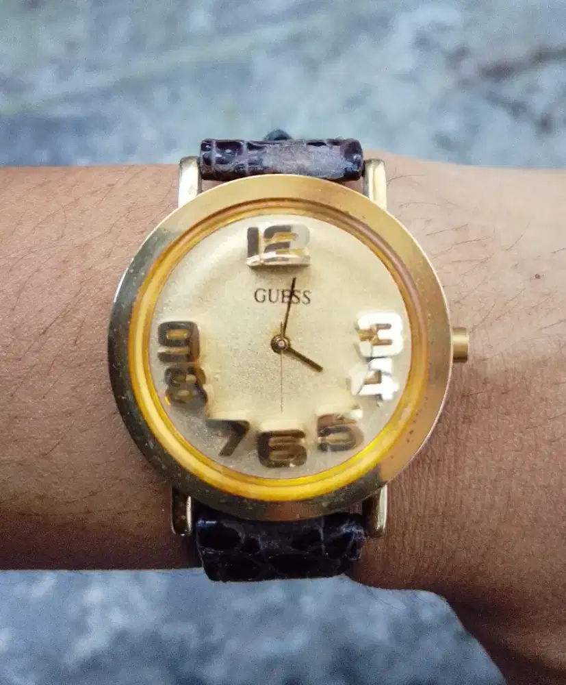 Jam tangan Guess vintage