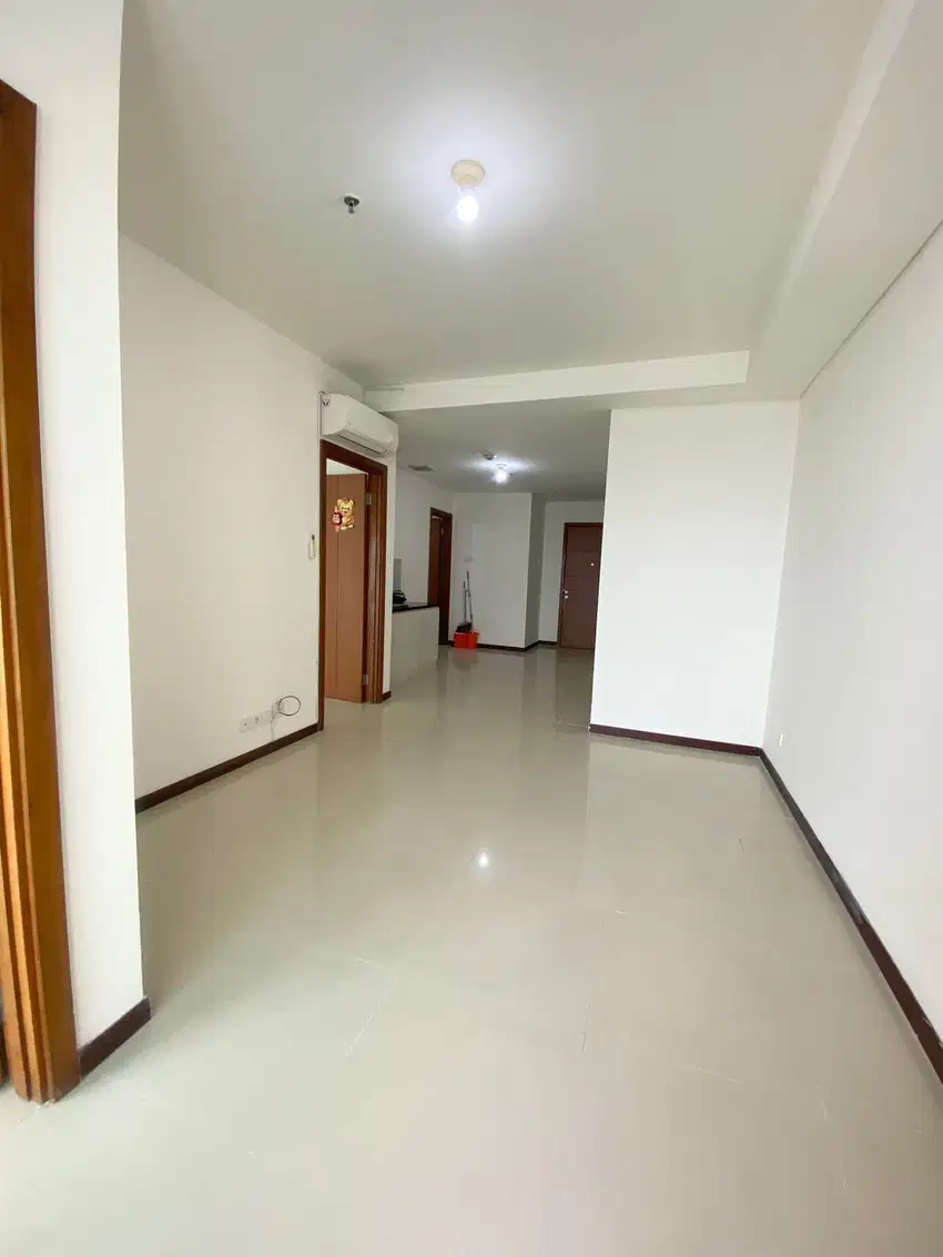 Condominium Greenbay Pluit 2 BR kondisi Unfurnished View Laut for rent