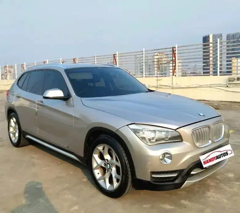 BMW X1 Bensin Facelift Tahun 2013 Automatic Coklat Metalik