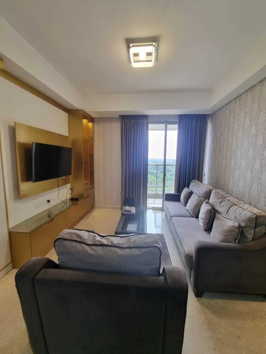 Disewakan Apartemen Gold Coast, 3BR, 1130m2, Furnish