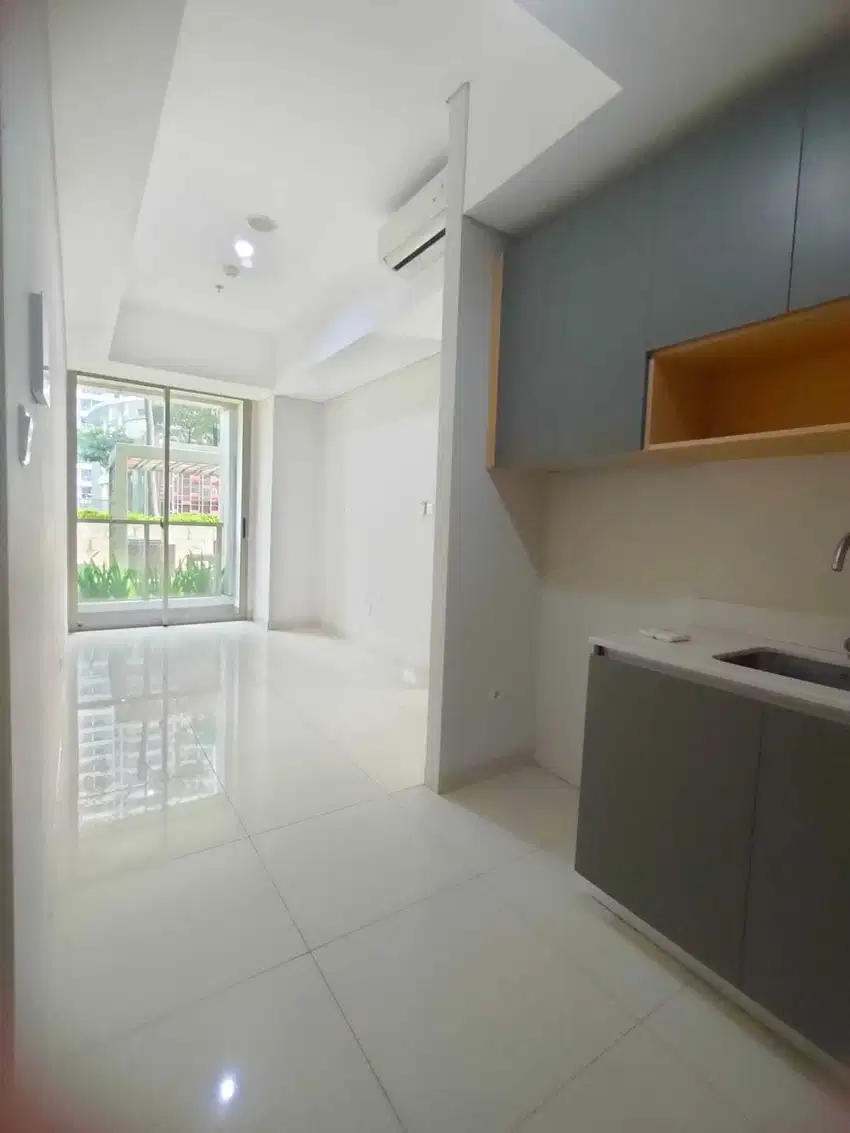 Disewakan Apartemen Taman Anggrek Residences, 2BR Unfurnish Luas 50m2