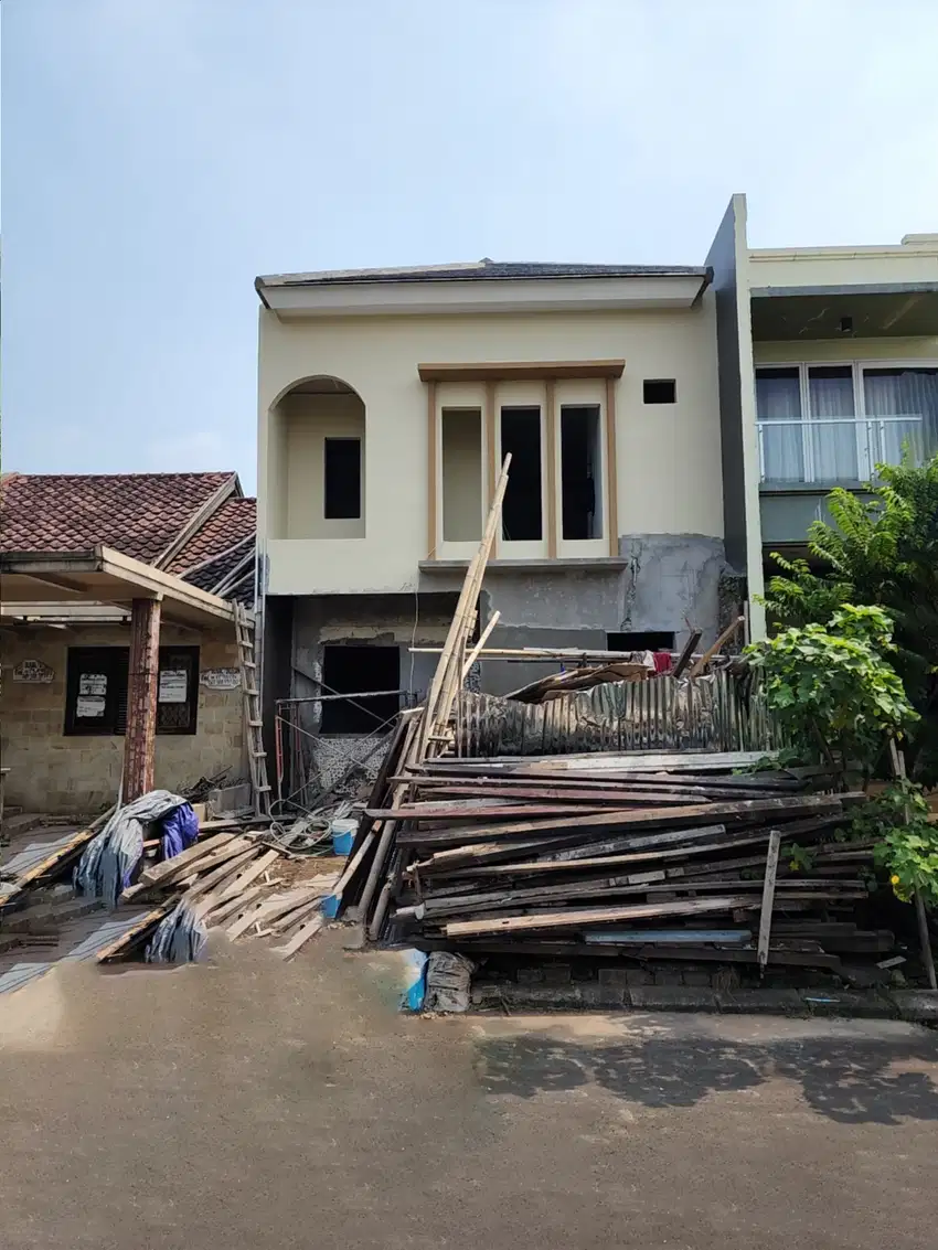 Dijual Rumah 2 Lantai Full Renov di Sutera Delima, Alam Sutera, Tgr