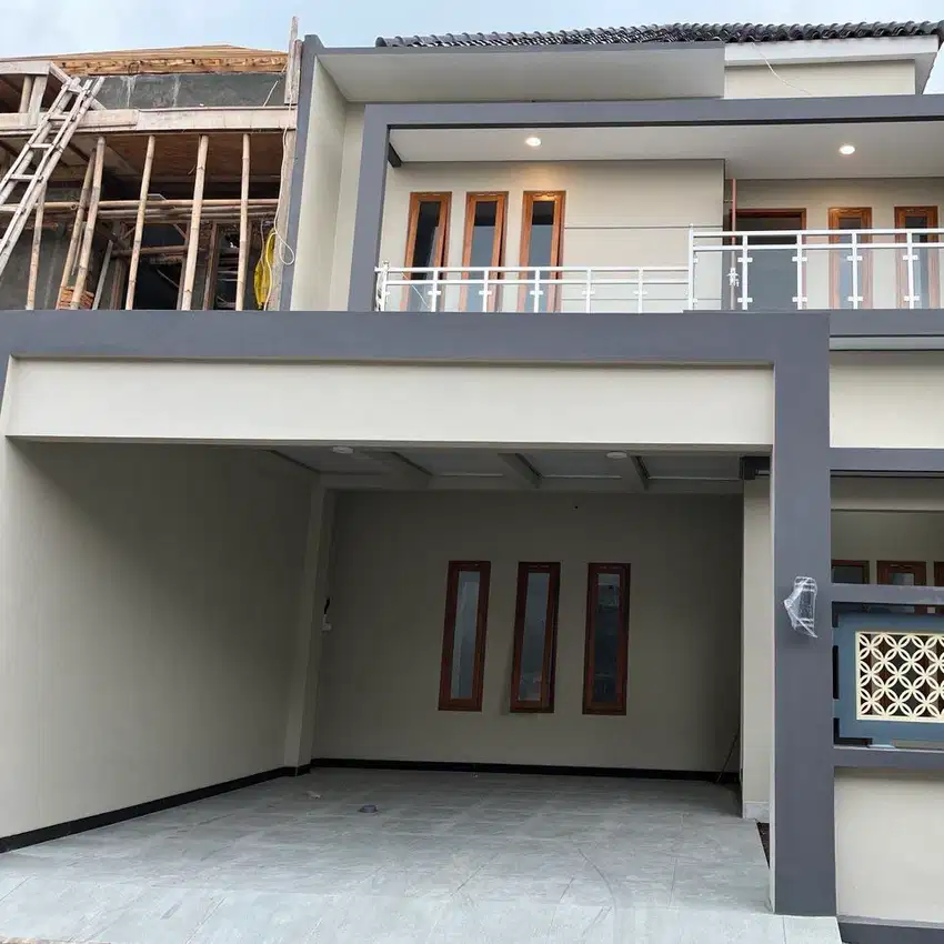 Rumah mewah modern 2 Lt dekat Rs Oen di Solo Baru