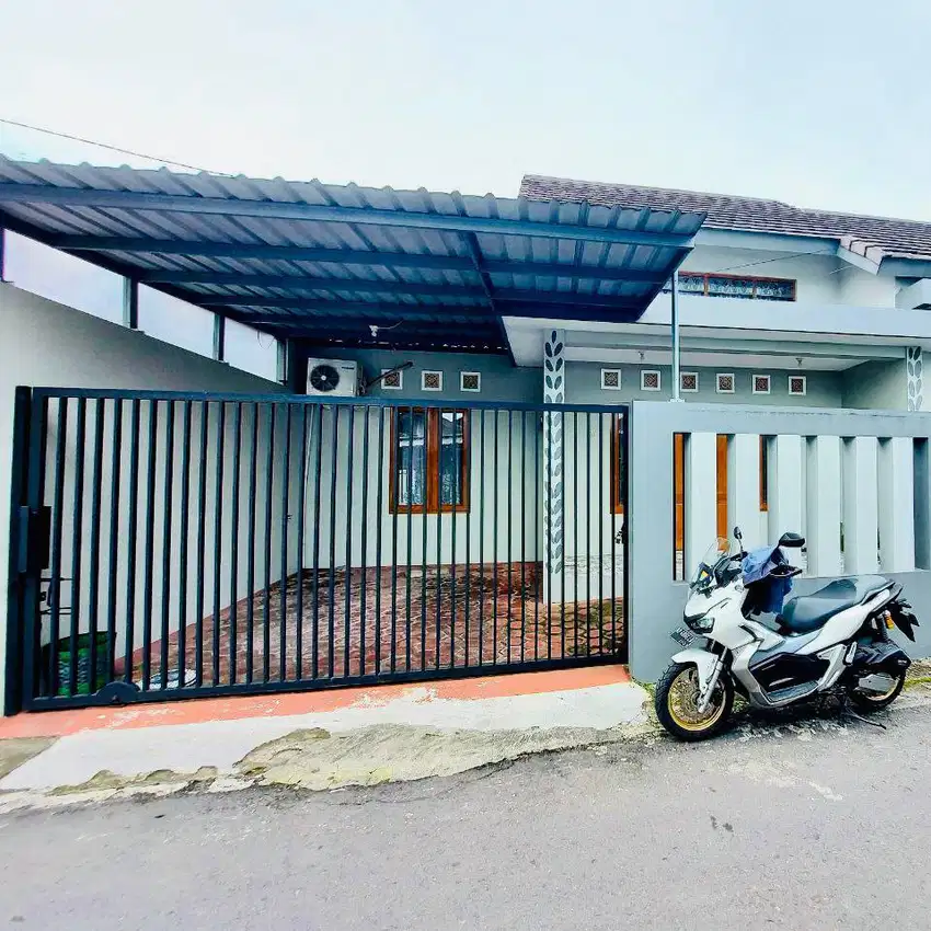Rumah cantik nyaman strategis di Kota Solo
