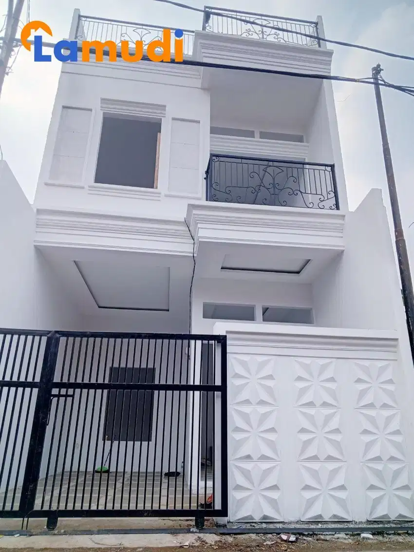 Jual Murah Rumah Rooftop 3 Lantai Lokasi dekat Exit Tol Brigif