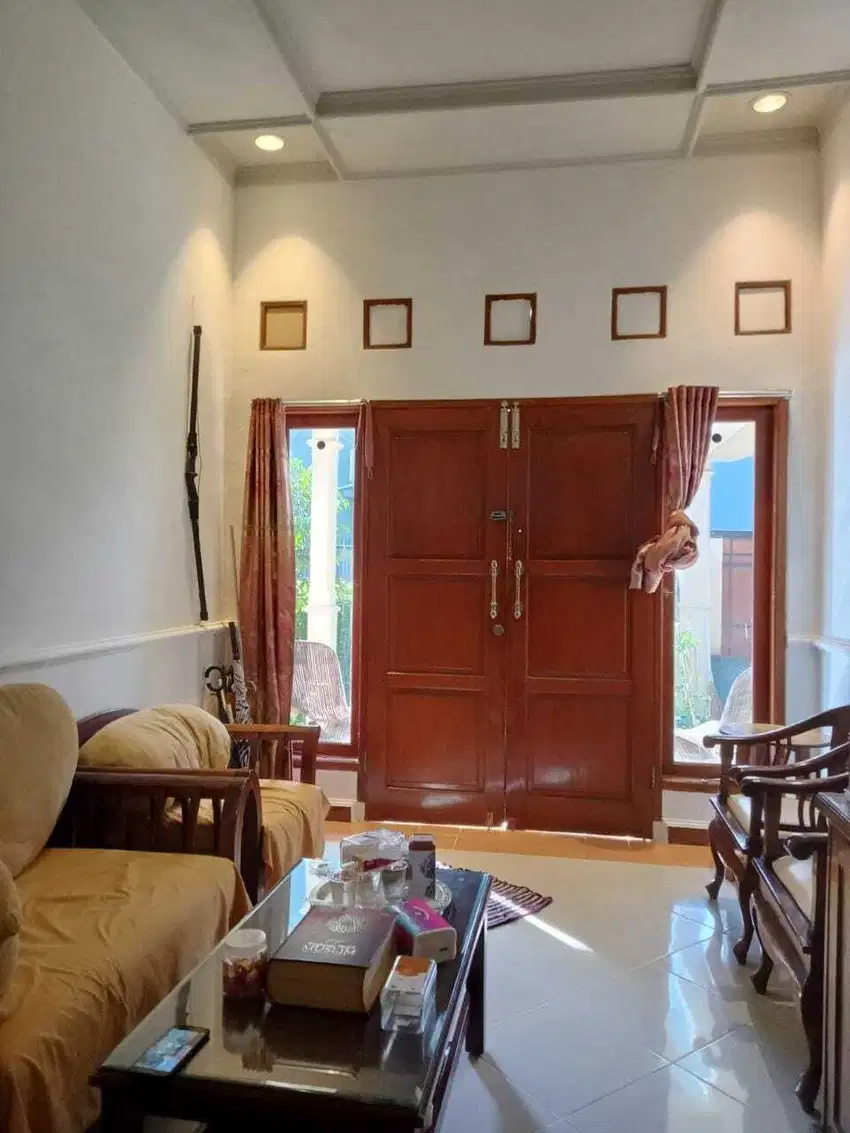 TURUN HARGA, Rumah Cantik Luas 182 Pondok Gede Jatimakmur