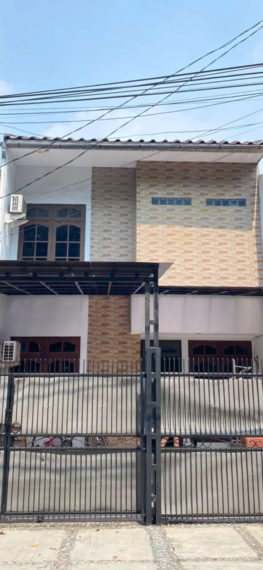 Rumah Di Kelapa Gading Cocok Untuk Tinggal Dan  Bisnis