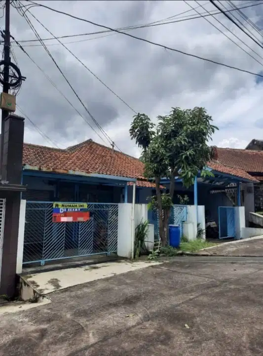 Dijual rumah hitung tanah di padasuka