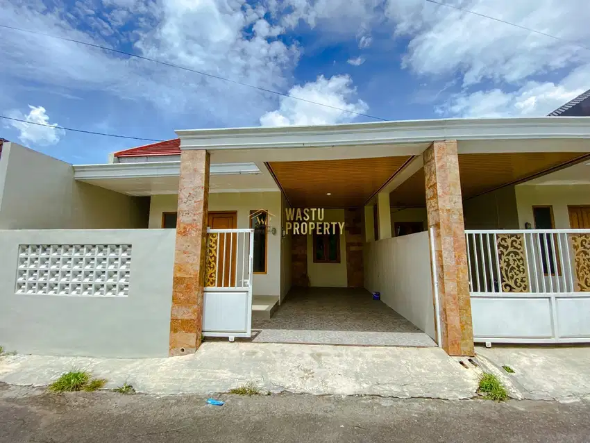 RUMAH CANTIK MINIMALIS 8 MENIT KE KAMPUS UII  Lokasi :ngemplak sleman