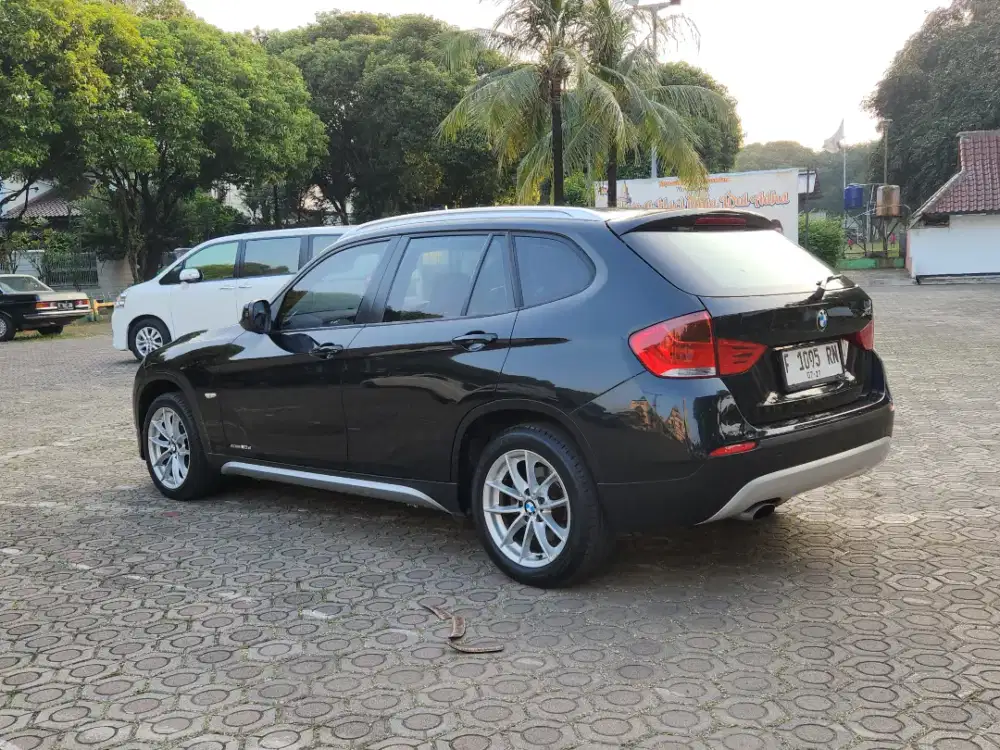 Bmw x1 sdrive diesel 2011 istimewa