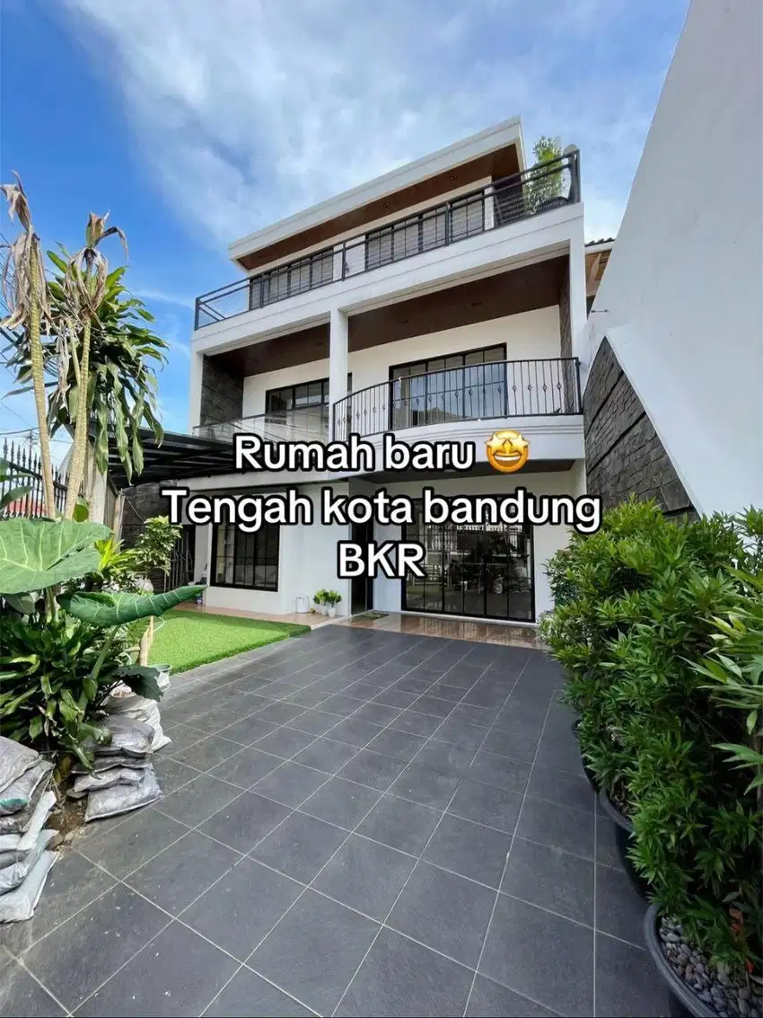 RUMAH BARU MINIMALIS DI AREA KEMBAR SAYAP BKR