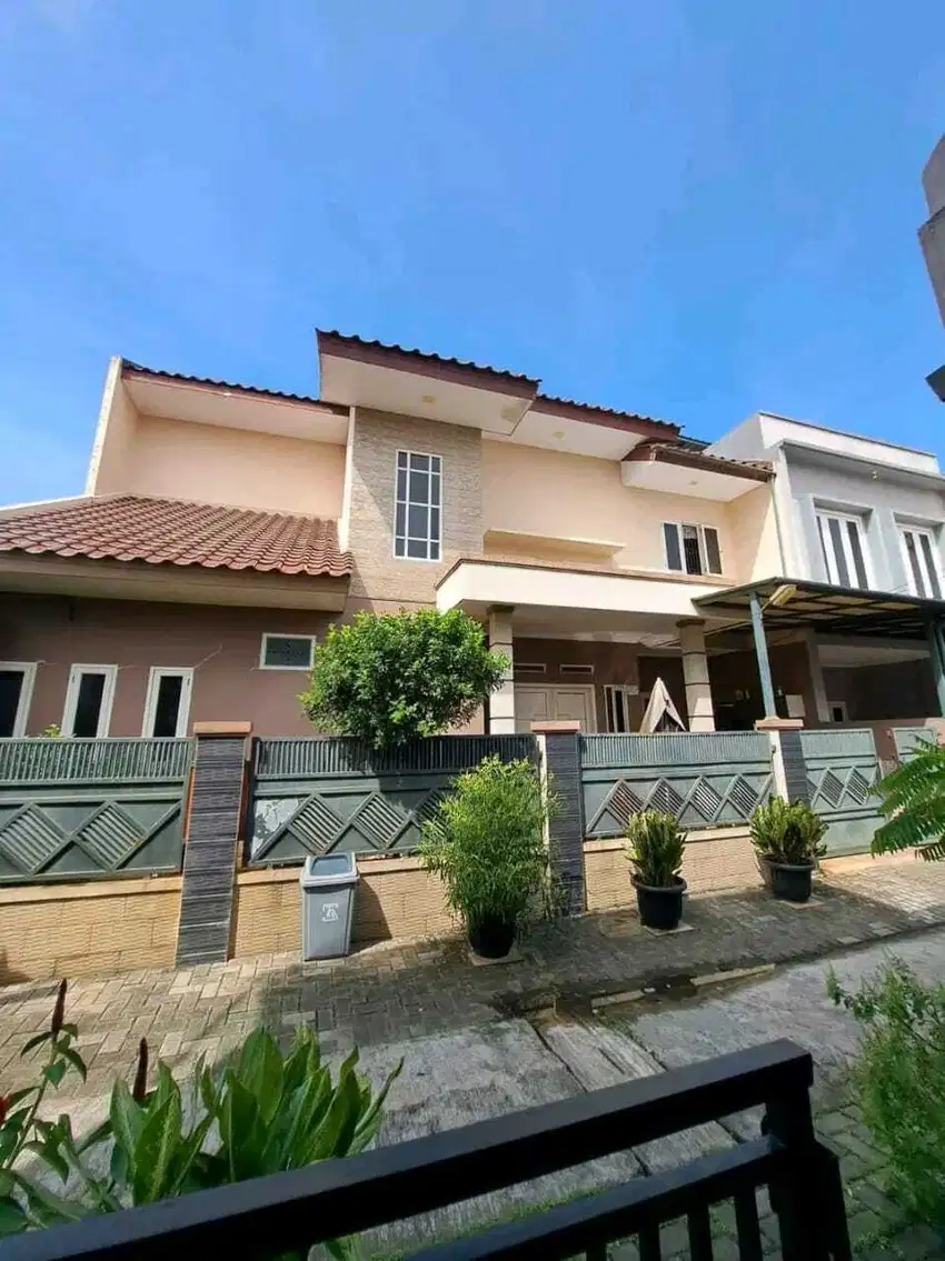 RUMAH PREMIUM 2 LANTAI CLUSTER BINTARA INSANI AKSES TOL TURUN HARGA