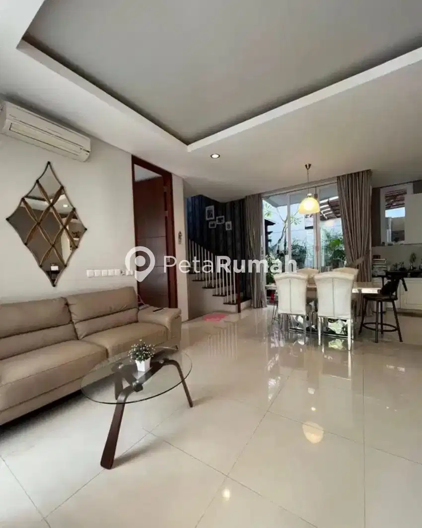 DIJUAL VILLA MEWAH KOMPLEK CITRALAND GAMA CITY