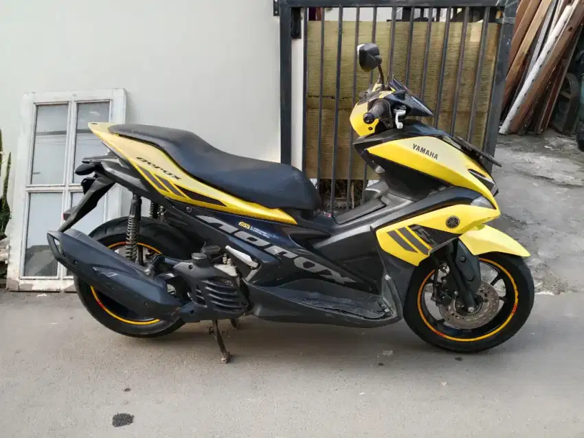 Yamaha Aerox 2017 lengkap bagus