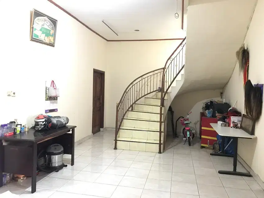 Rumah 2 Lantai Di Banjar Wijaya Tangerang