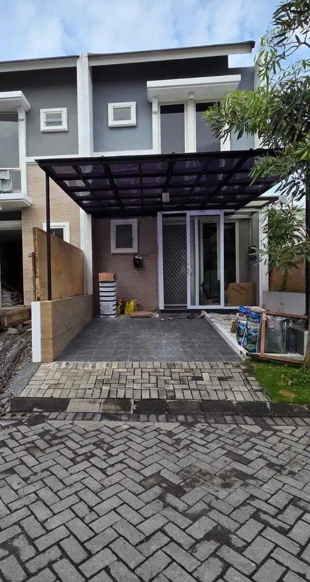 Rumah 2 Lantai Bagus SHM di Citraland Greenlake Siap Huni
