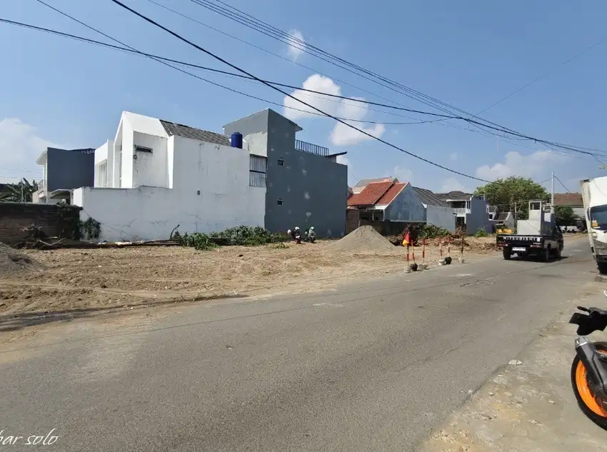 Tanah pinggir jalan colomadu solo