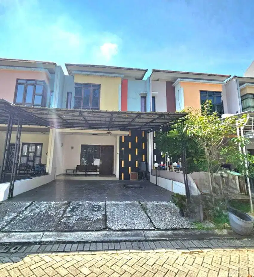 Dijual cepat  Rumah 2 lantai siap huni di cluster metland Cakung