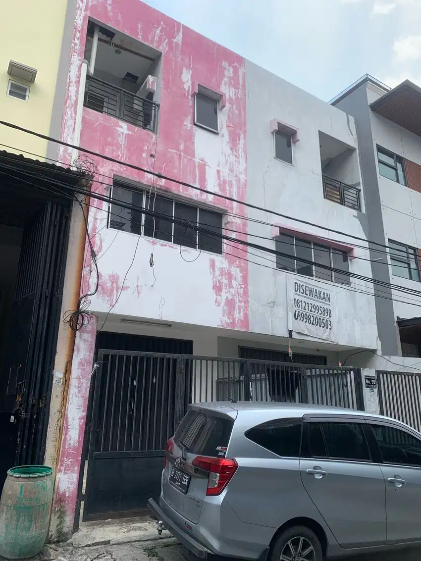 Djual ruko cocok dijadikan kos2san di pusat kota jakarta