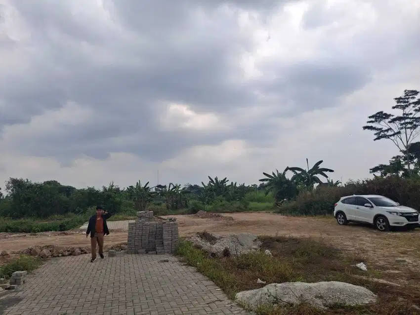 Dekat Exit toll jogja dan UTY JOMBOR dalam cluster