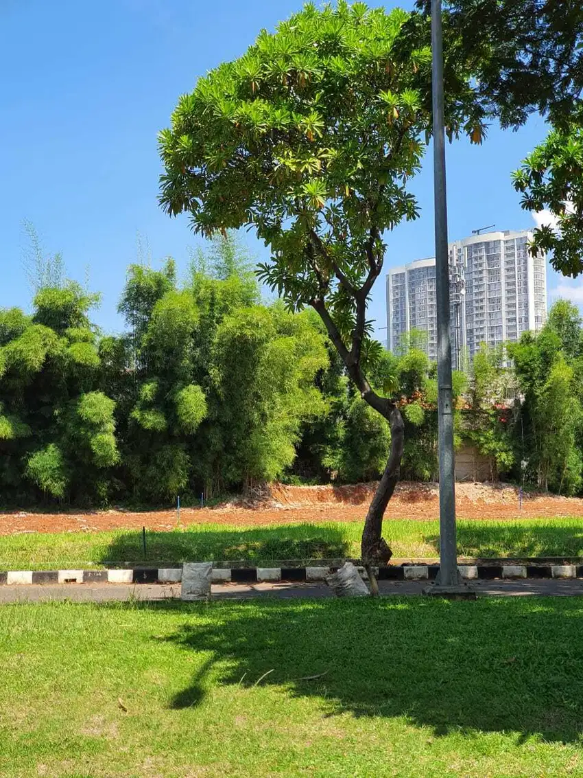 Dijual Kavling Hoki Nomor 8 di Boulevard Komplek Permata Buana