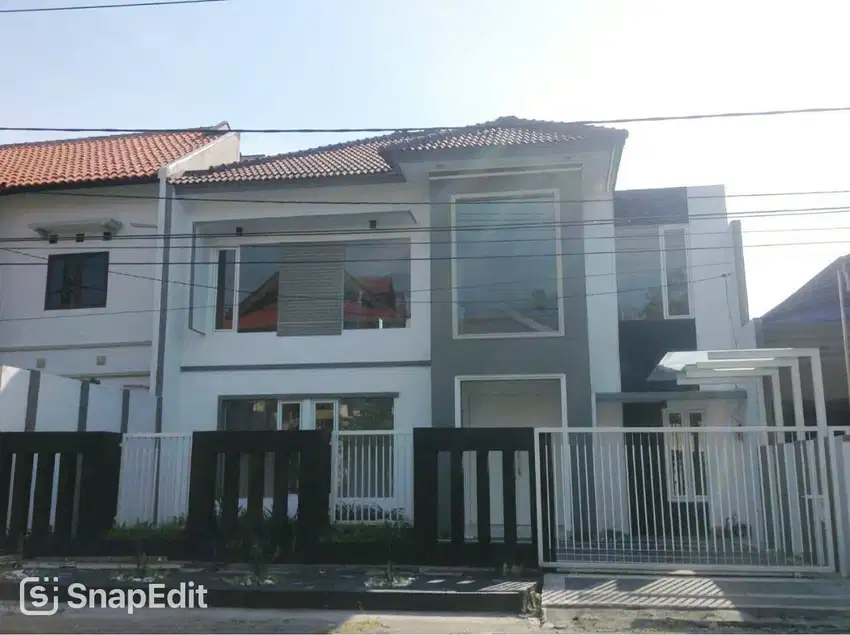 RUMAH NGINDEN INTAN 2,5 LANTAI dkt Manyar Araya Klampis Kertajaya