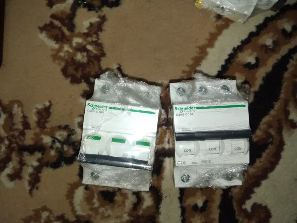 MCB 3phase 16a schneider ic60n