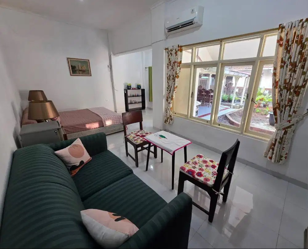 Unit For Rent Homey House - Disewakan Kamar di Rumah yang Homey