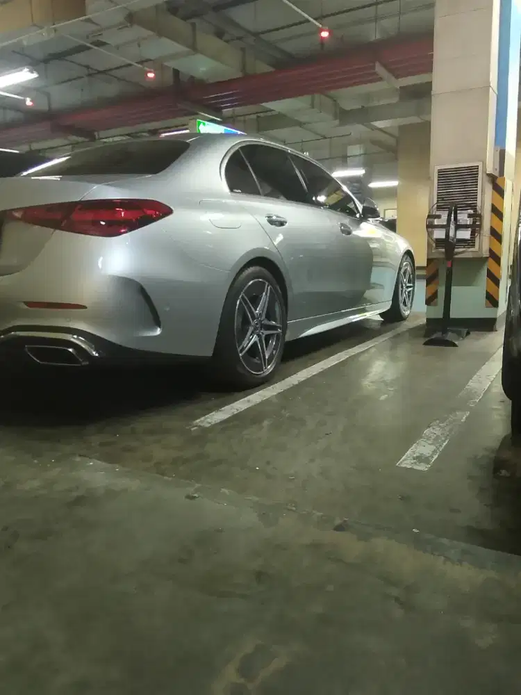 mencari pekerjaan sebagai supir pribadi