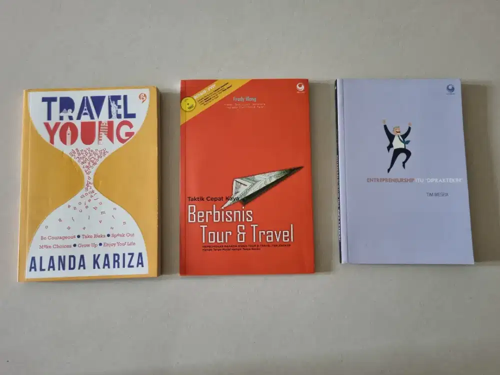 Buku Travel dan Entrepreneurship