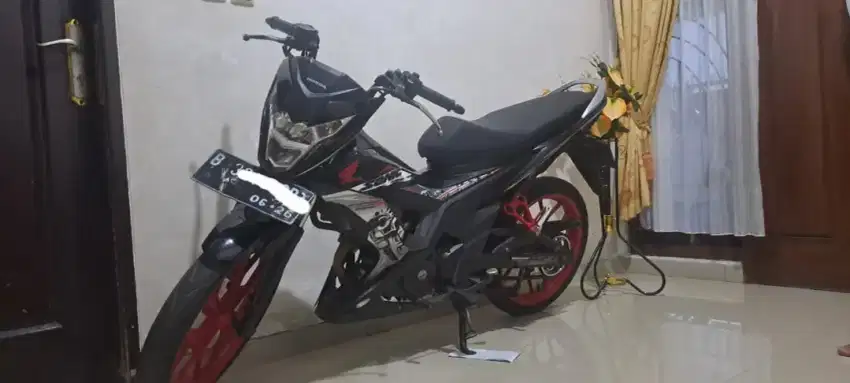 Motor honda sonic
